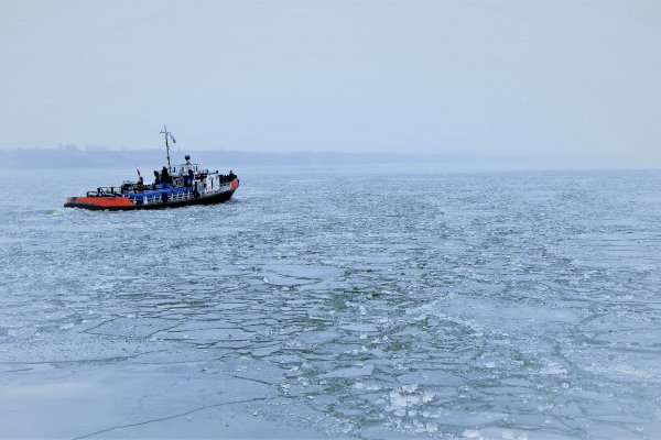 Lodołamacze w stanie gotowości w Kępie Polskiej