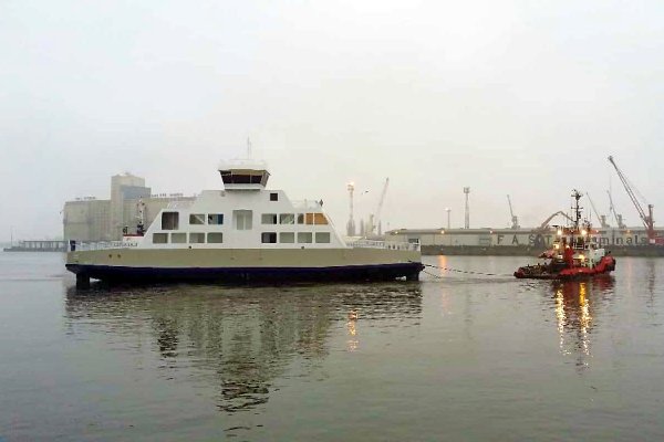 Finomar zwodował częściowo wyposażony mały prom dwustronny dla stoczni duńskiej