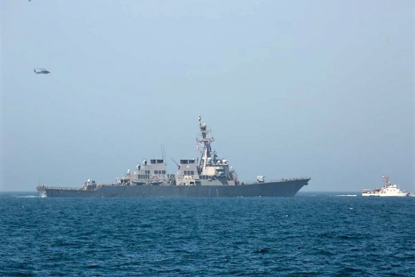 Dwa okręty wojenne USA wpłynęły na Morze Czarne