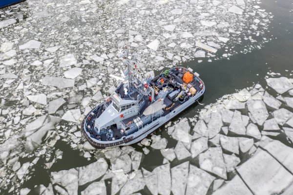 Holownik H-3 Leszko przekazany Marynarce Wojennej [VIDEO]