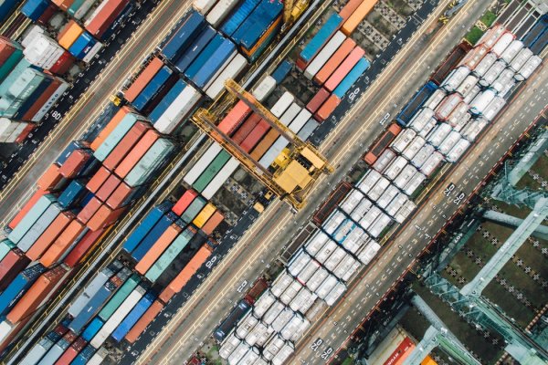 Chiny wyprzedziły USA i stały się głównym partnerem handlowym Unii w 2020 r.
