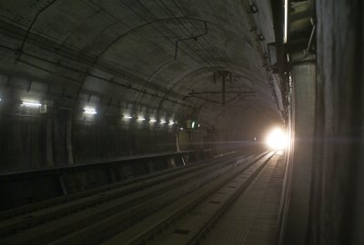 Rząd Wielkiej Brytanii: raczej tunel, nie most między Szkocją a Irlandią...