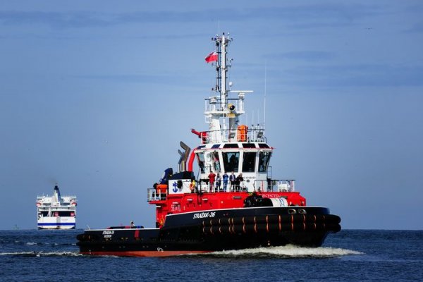 ZMPSiŚ SA: Otwarto oferty na zakup statku pożarniczego