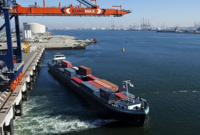 Autonomiczna i bezemisyjna barka będzie pływać w Rotterdamie
