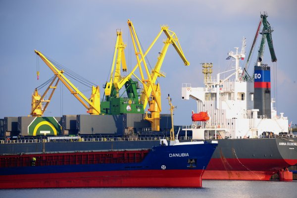 Przeładunki w portach Szczecin i Świnoujście cały czas w górę