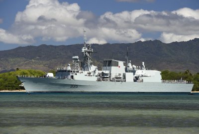 HMCS Calgary (Fot.: Wikipedia) Kanadyjski okręt przechwycił ponad tonę heroiny na wodach Zatoki Perskiej
