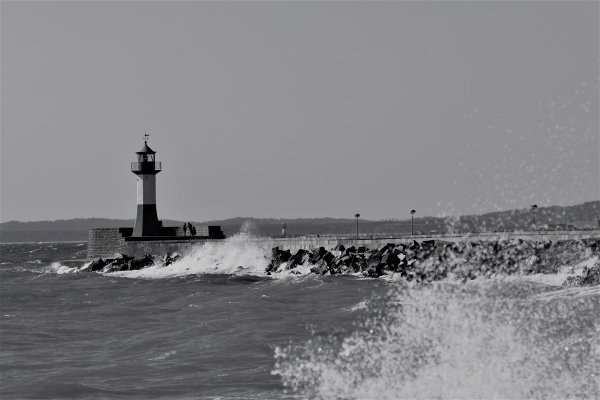 IMGW ostrzega przed sztormem na Bałtyku