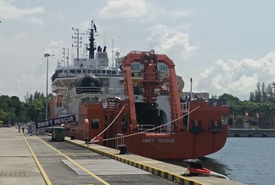 Singapur wysłał okręt ratowniczy, by pomóc w poszukiwaniu indonezyjskieg...
