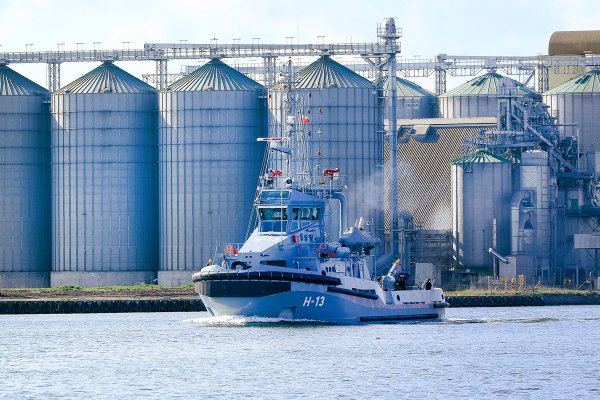 Próby morskie ostatniego z serii sześciu holowników dla Marynarki Wojennej RP