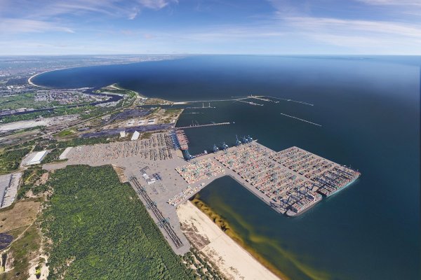 DCT Gdańsk i Port Gdańsk wchodzą w nową erę przeładunku kontenerów na Morzu Bałtyckim...