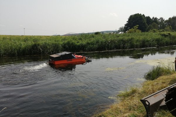 Warmińsko-mazurskie: Rozpoczęto koszenie dna rzeki Łyny