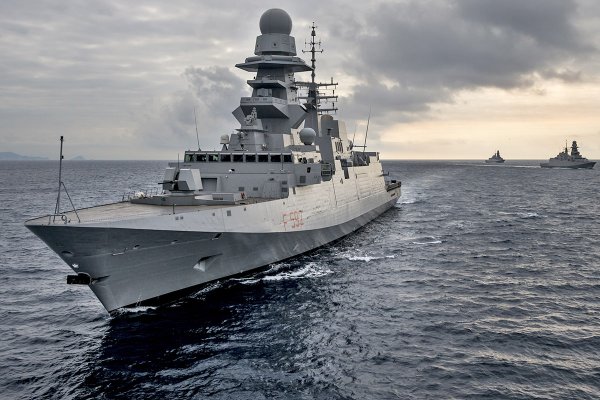 Leonardo wraz PZL-Świdnik prezentują swoje rozwiązania dla Marynarki Wojennej