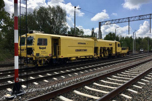 Coraz więcej nowych torów na szlakach wiodących do portów Szczecin i Świnoujście