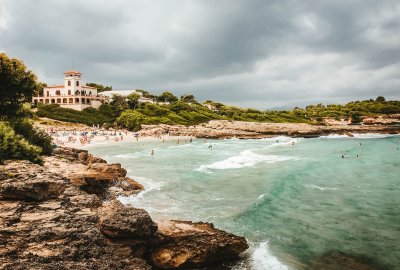 Hiszpania krajem z największą liczbą kąpielisk uhonorowanych Błękitną Flagą