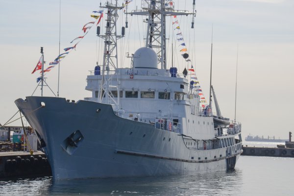 ORP Hydrograf 45 lat pod biało-czerwoną banderą