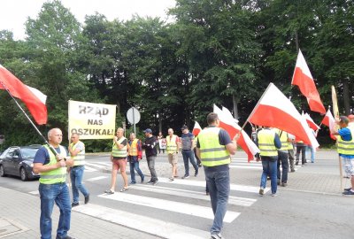 Wędkarze morscy blokują drogę na Hel