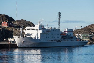 Statek Akademik Ioffe