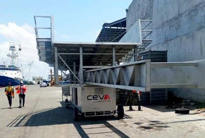 CEVA Logistics w Afryce - nowe urządzenia do załadunku ryb w porcie w Ab...