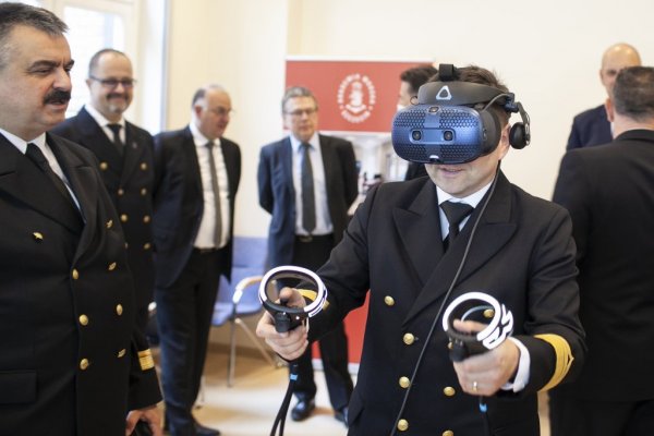 Wirtualny świat silników - nowy symulator już w AMS