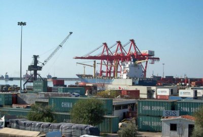 Syryjskie media: Izrael dokonał ataku rakietowego na port w Latakii