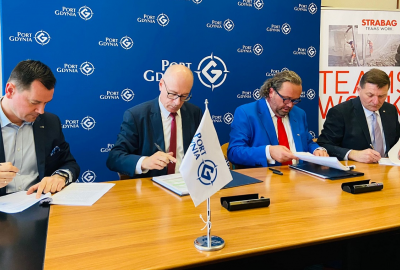 Fot.: Port Gdynia SA Podpisano umowę na przebudowę Nabrzeża Portowego, Ostrogi Pilotowej oraz Nasady Nabrzeż...