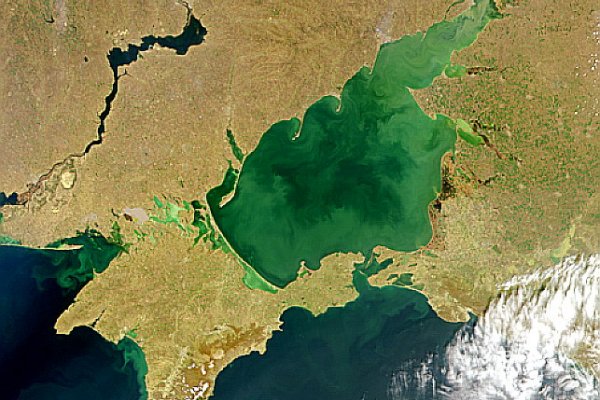 Rosja: wstrzymano ruch cywilnych statków na Morzu Azowskim