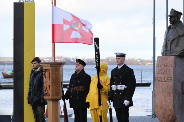 Morawiecki: niewiele jest w naszej historii wydarzeń niosących tak wielką nadzieję jak ...