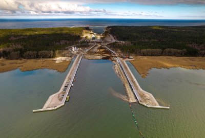 Próby drugiego mostu obrotowego na kanale przez Mierzeję Wiślaną