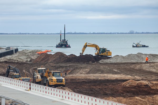 Postępują prace przy przekopie Mierzei Wiślanej