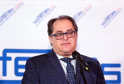 Minister Marek Gróbarczyk (Fot.: Sławomir Lewandowski / PORTALMORSKI.PL) Gróbarczyk: musimy poradzić sobie z konkurencją w przemyśle stoczniowym