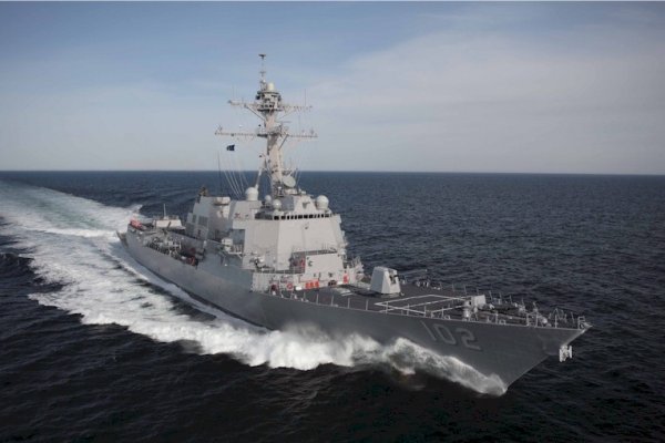 Okręt USA przepłynął przez Cieśninę Tajwańską, chińska armia wyraziła stanowczy sprzeci...