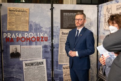 Wystawa „Jak skała na morzu. Polskość Pomorza” w siedzibie MI