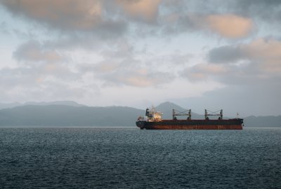 Rosjanie porwali dwa ukraińskie statki z cywilną załogą