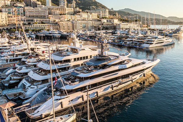 Media w Belgii: w UE skonfiskowano 16 superjachtów należących do rosyjskich oligarchów...