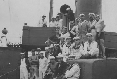1930, załoga statku uzbrojonego Horodyszcze, Narodowe Archiwum Cyfrowe Rzeki w ogniu