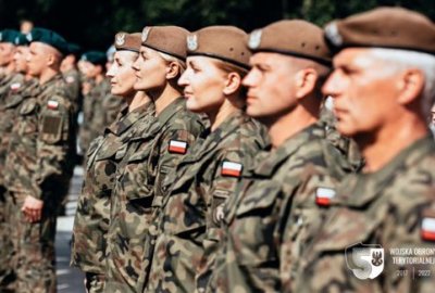 Fot.: MON / Twitter / WOT Szef MON: terytorialsi i wojska operacyjne będą pomagać w usuwaniu zanieczyszczeń na Od...