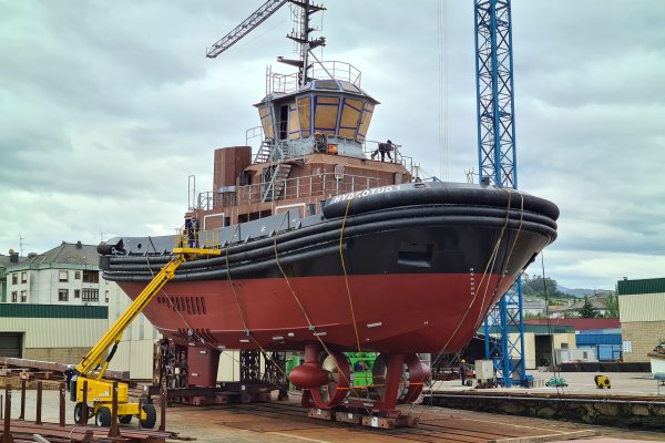 Zwodowano pierwszy na świecie holownik napędzany wodorem