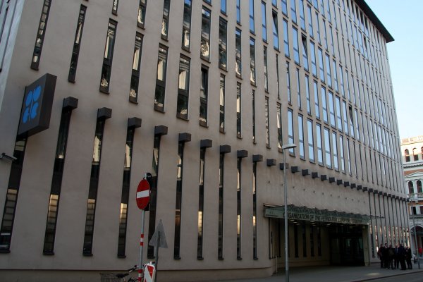 Iran: nie będzie porozumienia OPEC ws. limitu wydobycia ropy