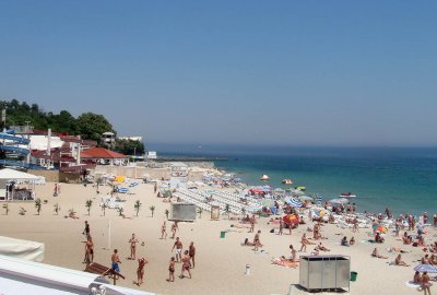 Fragment plaży 'Arcadia' w Odessie. Fot.: HOBOPOCC / Wikimedia Commons (CC) Armia Ukrainy: w Odessie plaża jest linią obrony, naszym okopem