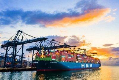 Fot.: CEVA Logistics CEVA Logistics podpisuje umowę i umacnia współpracę z HMM