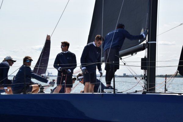 Żeglarskie sławy wystartowały w regatach TUW „TUW” Marina Cup