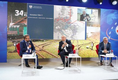 Adamczyk: europejska sieć transportowa TENT powinna dotrzeć m.in. do Ode...