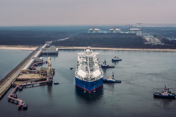 Rekordowy rok dla terminalu gazu skroplonego w Świnoujściu