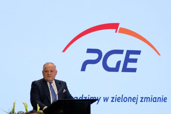 Prezes PGE: kontrakt na turbiny dla offshore największy w polskiej energetyce odnawialn...