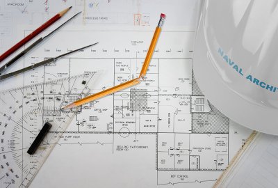 Ilustr.: Shutterstock. Collage: Sławomir Włodarczyk Coraz mniej chętnych do studiowania okrętownictwa na Politechnice Gdańskiej