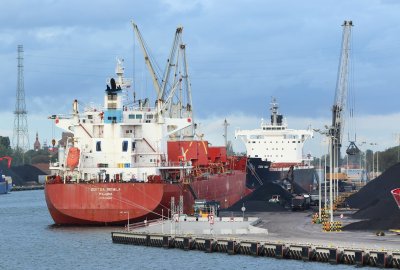 Fot.: Sławomir Lewandowski / PORTALMORSKI.PL Port Gdańsk monitoruje jakość powietrza w związku ze wzmożonymi przeładunkami węgla...