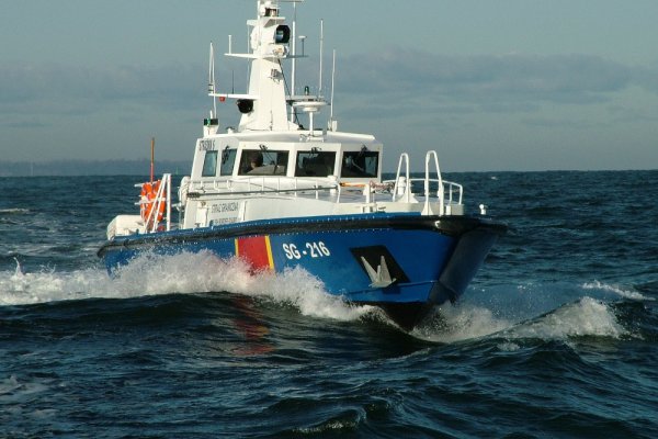 Łódź rybacka zawrócona przez Straż Graniczną do portu