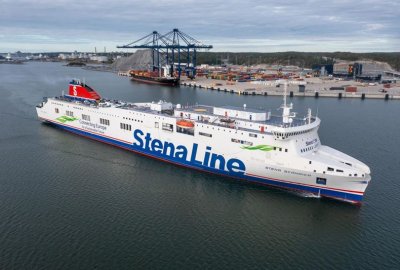 Stena Scandica (Fot.: Stena Line) Prom Stena Scandica po pożarze wpłynął do portu w Nynäshamn