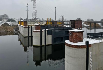 Zakończyła się budowa wrót sztormowych na rzece Tudze w Pomorskiem