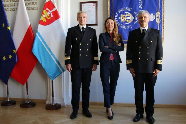 Uniwersytet Morski w Gdyni i firma Ørsted na rzecz rozwoju kadr dla sektora morskiej en...